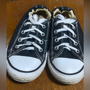 Classic Black and White woman’s Sneakers shoes
